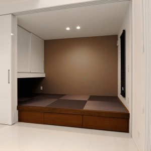 吹き抜けで開放的なリビングが特徴。<br>将来の二世帯を考えた工夫満載のロフト付き二世帯住宅。