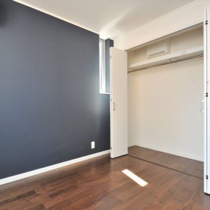 【屋上・HR】約11坪の土地をめいっぱい活用。<br>こだわりの光あふれるリビングが魅力的な３階建て