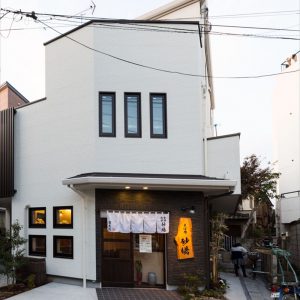 伝統もこれからの暮らしも生かす店舗併用注文住宅が出来た<br>地元・江戸川区で愛されるお蕎麦屋さん