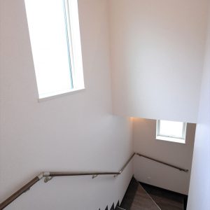 動物病院併用3階建て住宅は、<br>ご来院の方を真剣に考えたデザイン＆技術のおもてなし