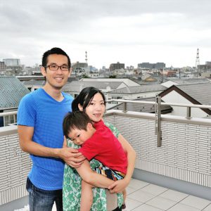 「ただいま」が暖かい。<br>家族団らんの工夫が随所に詰まった3階建て屋上付き住宅