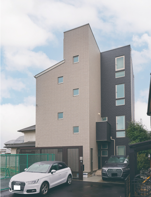 OU2HAUS 施工事例 木造4階建の外観写真