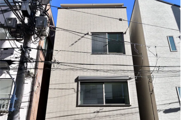 隣同士の距離が近い家