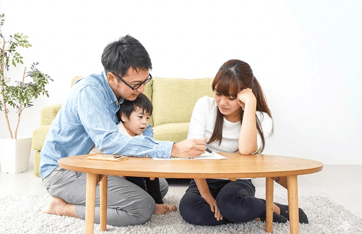 どんな家に住みたいか、エリアはどこか、家族で話し合います。