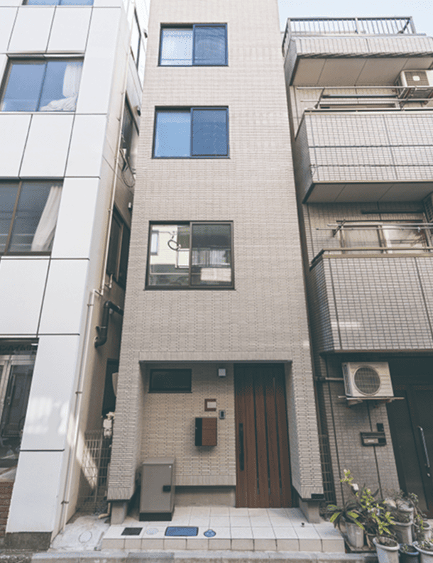 CASE 03:地下と屋上に暮らす。縦方向を最大限に。最大6層構造